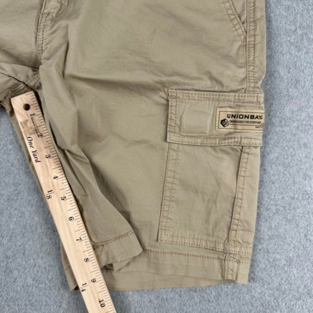 Unionbay Mens Cargo Shorts Khaki Tan Size 30 Stretch Cotton Utility Outdoor - Picture 8 of 9